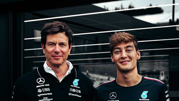 Toto Wolff - George Russell - Mercedes